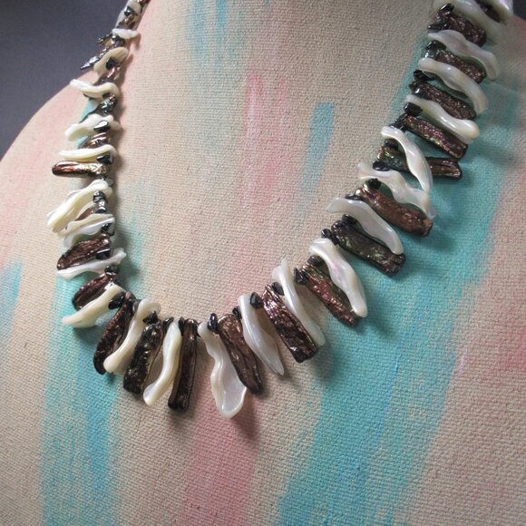 Piano Pearl Necklace, Matinee Length, 22 inches - Picture 2 of 6